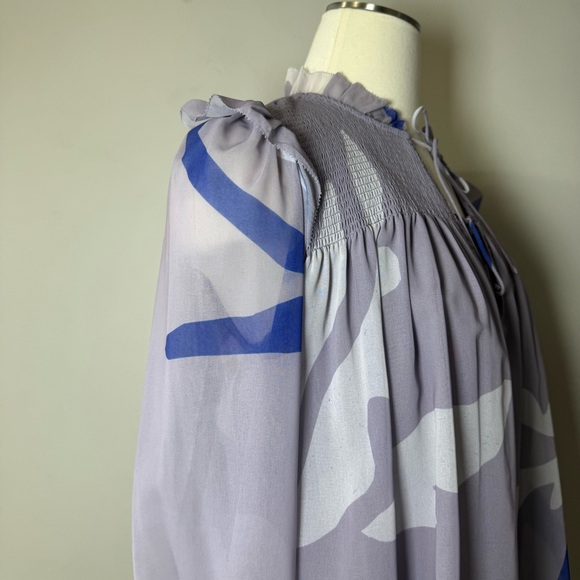 Aritzia Wilfred Castello Blouse
Lavender Abstract Print Tie Neck
Top Medium - Picture 5 of 11